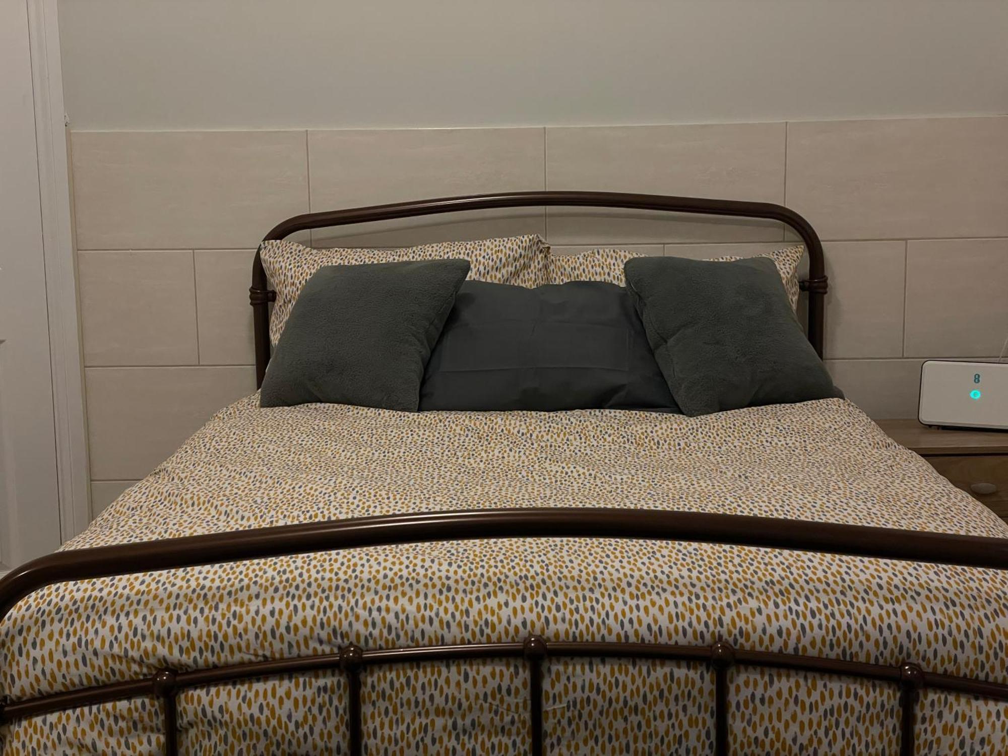 Beanies Lornestreet Four Bed House Apartment สวินดอน ภายนอก รูปภาพ